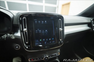 Volvo XC40 2,0 D4 AWD NAVI KAMERA TA 2018