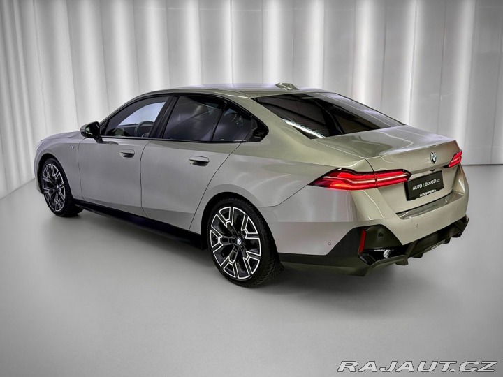 BMW 5 520d xDrive, M-SPORT, HUD 2024