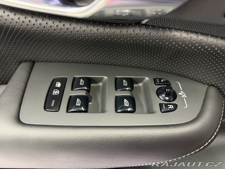 Volvo XC90 B5 AWD R-DESIGN, H&K, 2021