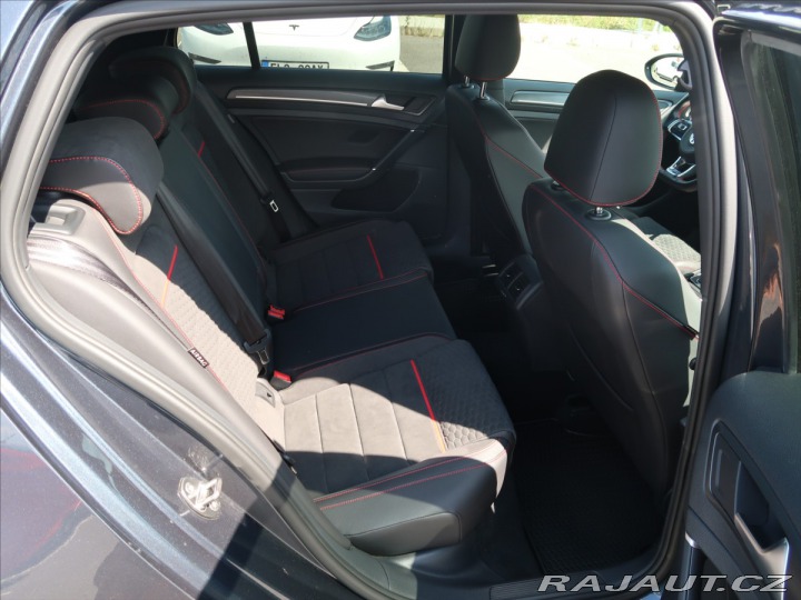 Volkswagen Golf 2,0 TSi GTi Performance Č 2019