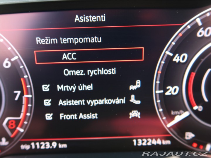 Volkswagen Golf 2,0 TSi GTi Performance Č 2019