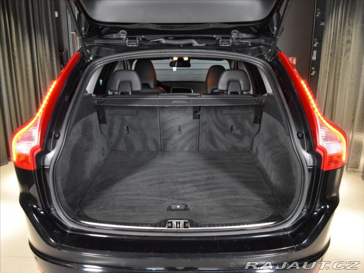 Volvo XC60 2,4 D4 SUMMUM 2014