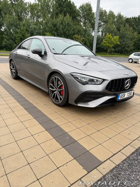 Mercedes-Benz CLA 35 AMG 2024