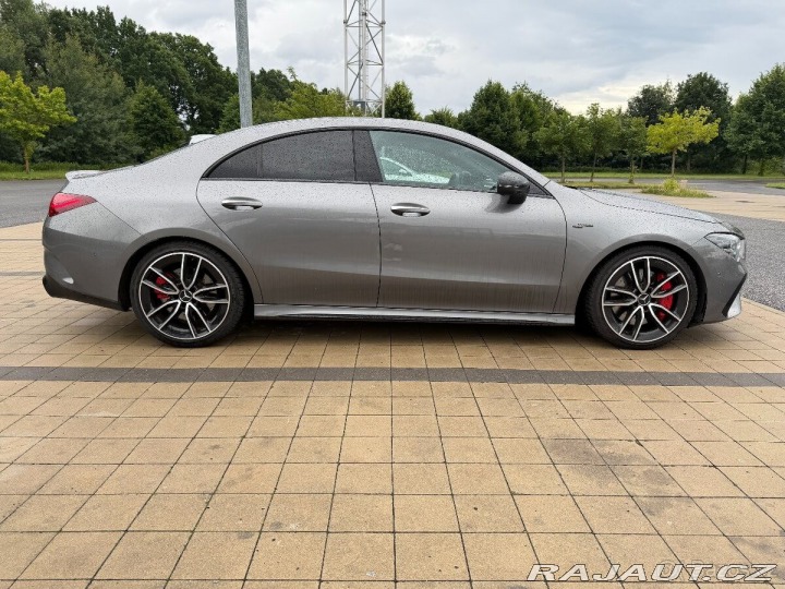 Mercedes-Benz CLA 35 AMG 2024