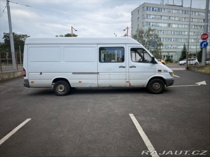 Mercedes-Benz Sprinter 2005