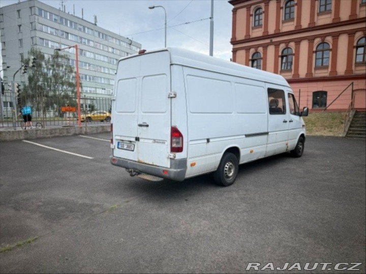 Mercedes-Benz Sprinter 2005