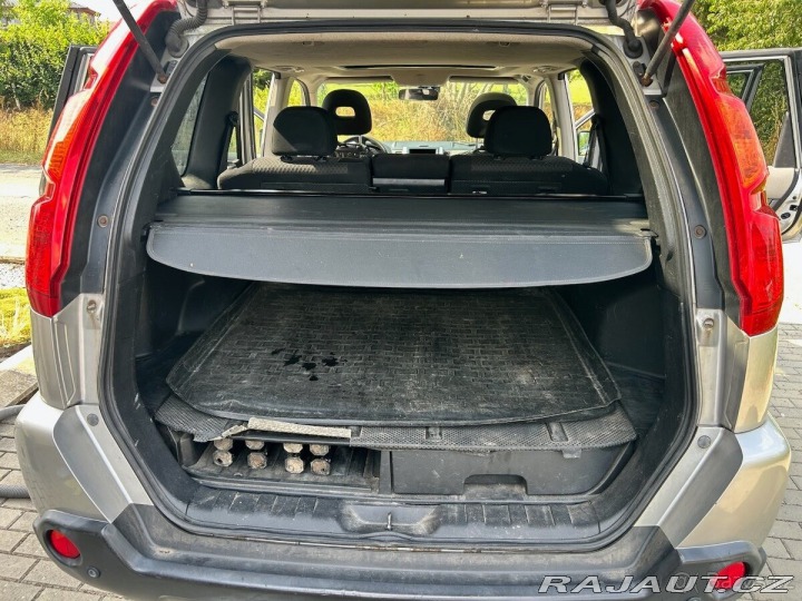 Nissan X-Trail 2,0 Xtrail T31, r.v. 20 2007