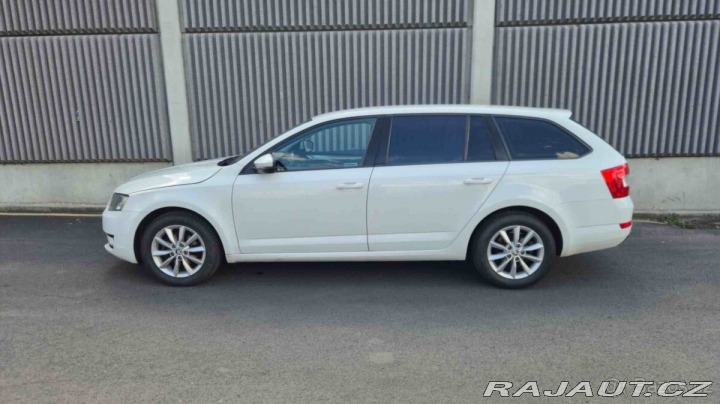 Škoda Octavia 1,6 TDI Kombi v perfekt 2015