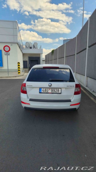Škoda Octavia 1,6   TDI Kombi v perfekt 2015