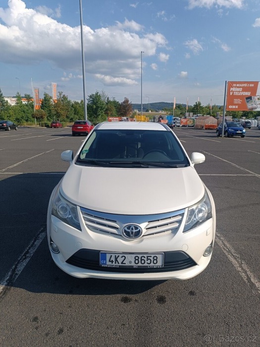 Toyota Avensis 2,0   D-4D, TOP stav, 117