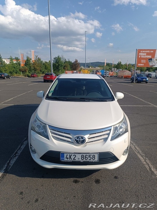 Toyota Avensis 2,0   D-4D, TOP stav, 117 1800