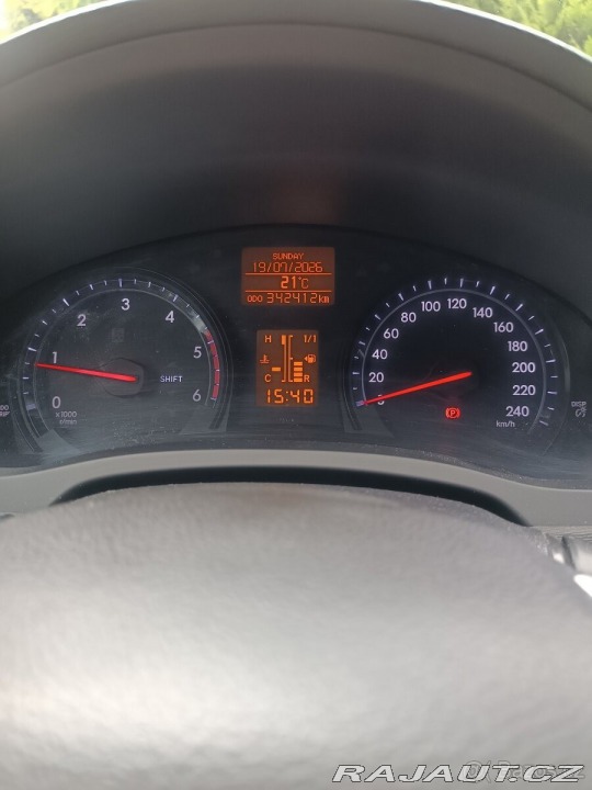 Toyota Avensis 2,0 D-4D, TOP stav, 117 1800