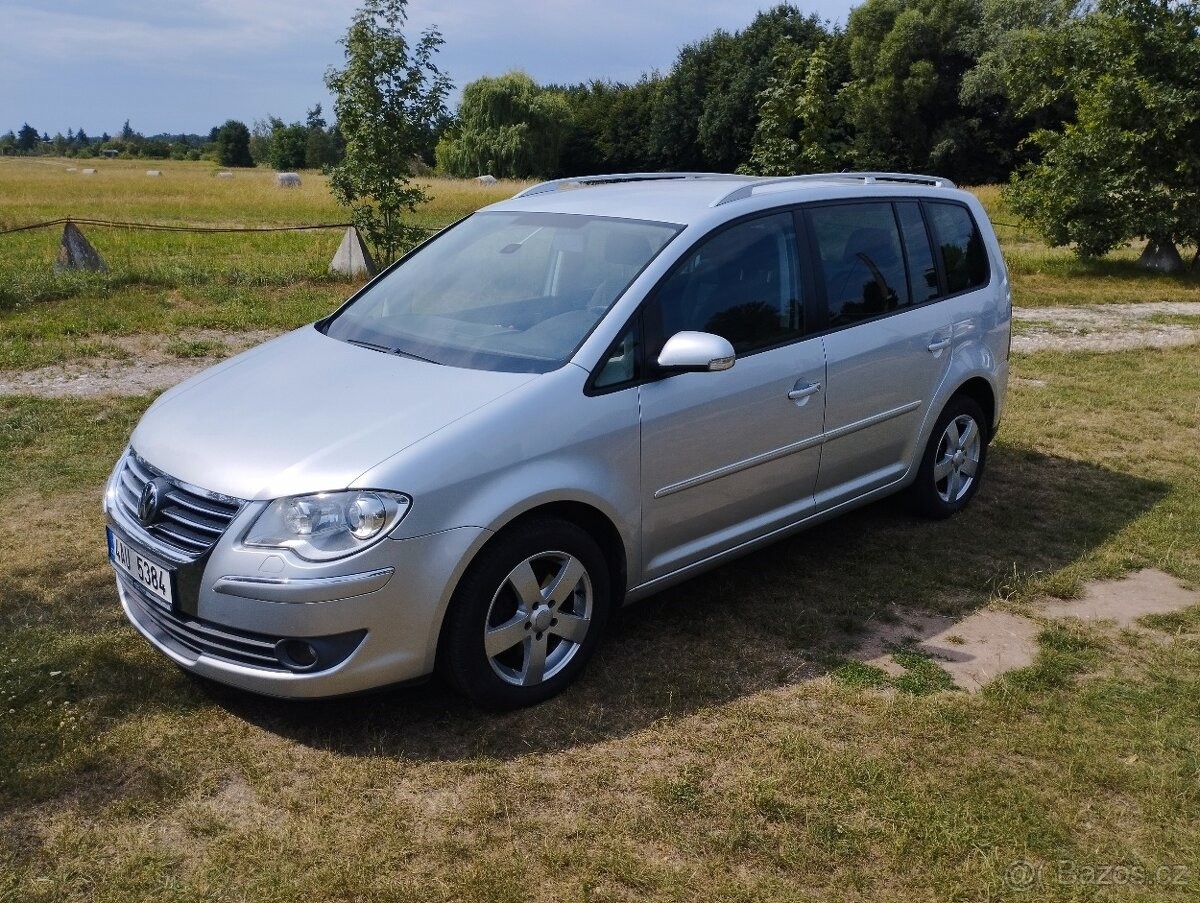 Volkswagen Touran 2,0   TDI 103 kW DSG face