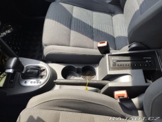 Volkswagen Touran 2,0 TDI 103 kW DSG face 1800