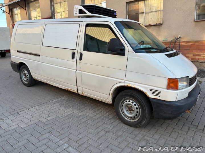 Volkswagen Transporter 2,5 TDI, MRAZAK 1800