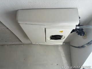 Volkswagen Transporter 2,5   TDI, MRAZAK 1800