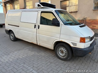 Volkswagen Transporter 2,5   TDI, MRAZAK 1800