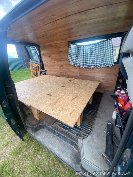 Volkswagen Transporter 2,5 tdi 75kW 2000