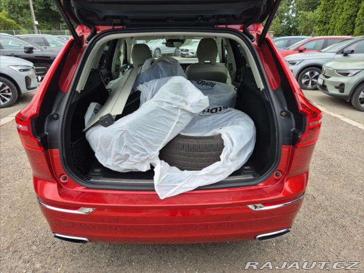 Volvo XC60 2,0 B5 AWD benzin Inscrip 2020