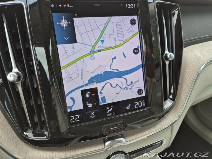 Volvo XC60 2,0 B5 AWD benzin Inscrip 2020