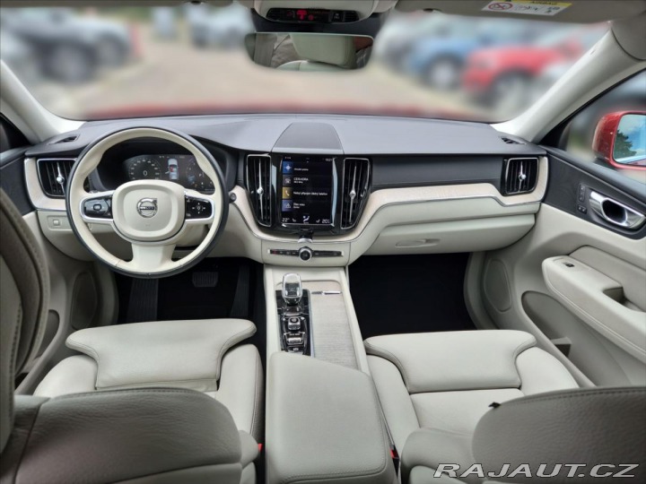 Volvo XC60 2,0 B5 AWD benzin Inscrip 2020