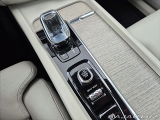 Volvo XC60 2,0 B5 AWD benzin Inscrip 2020