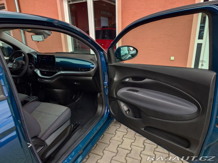 Fiat 500e 42 kWh, 87 kW Icon (ODPOČ 2022