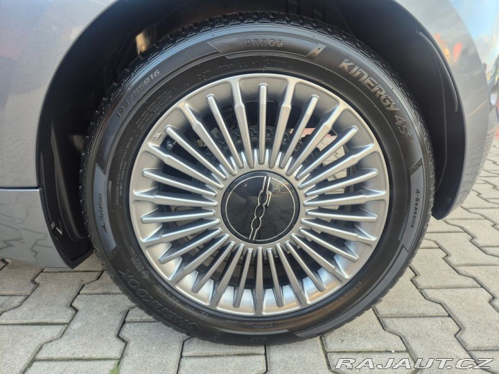 Fiat 500e 42 kWh, 87 kW (ODPOČET DP 2023