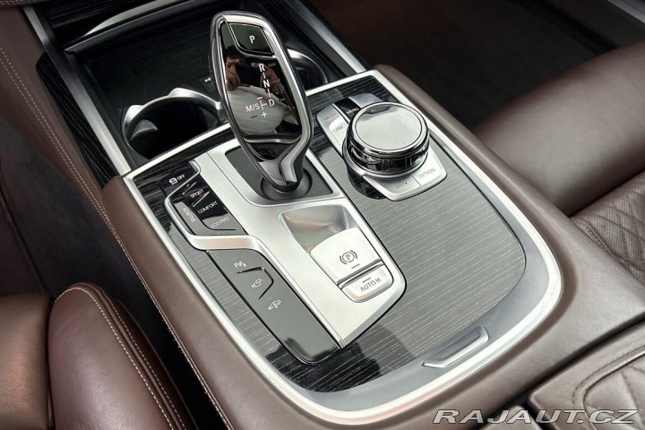 BMW 7 740d xDrive 2021