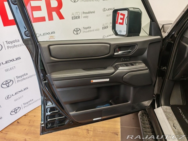 Toyota Land Cruiser 2.8L Diesel Executive 4x4 1800