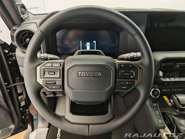 Toyota Land Cruiser 2.8L Diesel Executive 4x4 1800