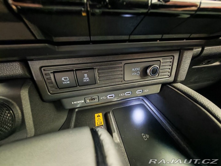 Toyota Land Cruiser 2.8L Diesel Executive 4x4 1800