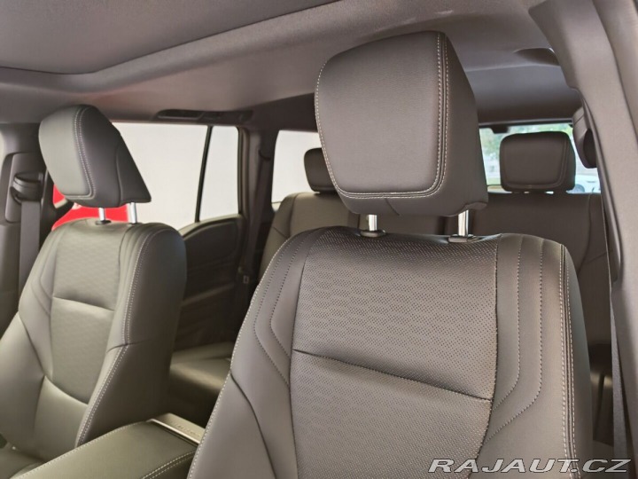 Toyota Land Cruiser 2.8L Diesel Executive 4x4 1800