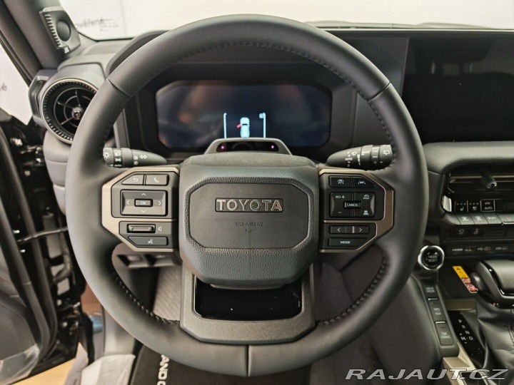 Toyota Land Cruiser 2.8L Diesel Executive 4x4 1800
