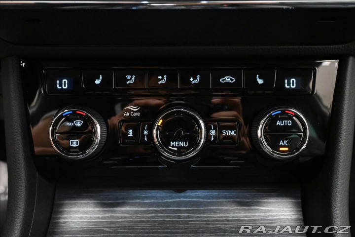 Škoda Superb 2,0 TDI 110kW DSG Style Z 2022