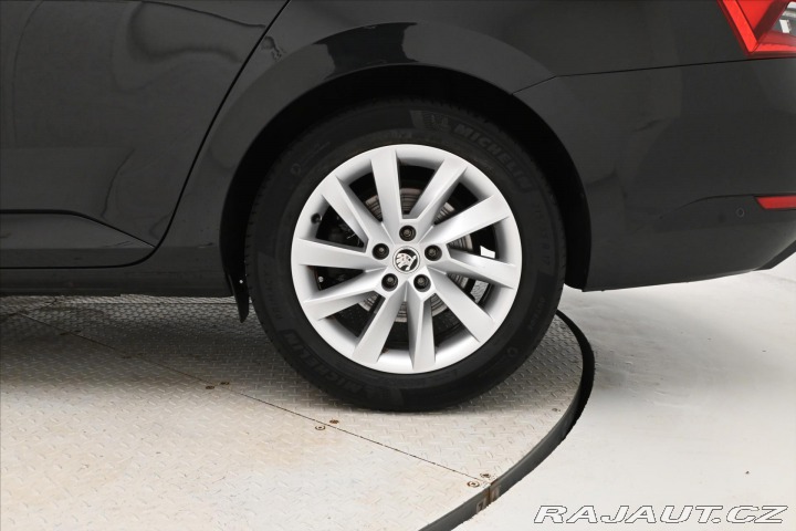 Škoda Superb 2,0 TDI 110kW DSG Style Z 2022