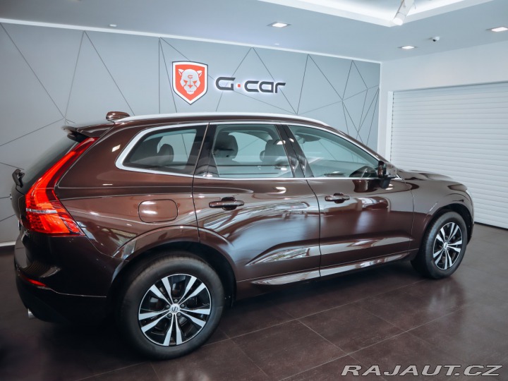 Volvo XC60 B4 AWD Momentum Pro 2021