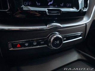 Volvo XC60 B4 AWD Momentum Pro 2021