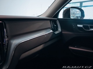 Volvo XC60 B4 AWD Momentum Pro 2021