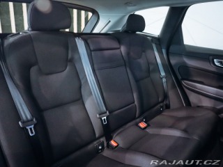 Volvo XC60 B4 AWD Momentum Pro 2021