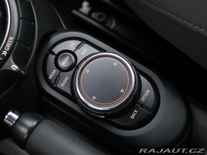 Mini Cooper 1,5 TURBO CZ ORIG ALU AUT 2015