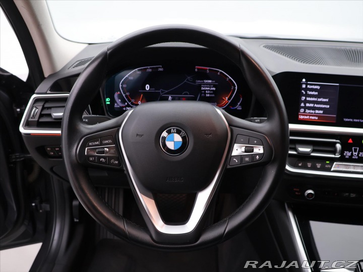 BMW 3 2,0 320d 140kW xDrive 1.M 2021