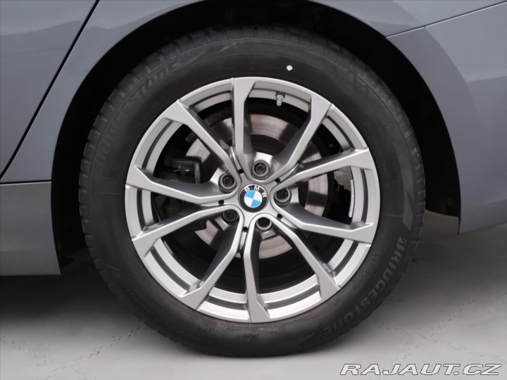 BMW 3 2,0 320d 140kW xDrive 1.M 2021