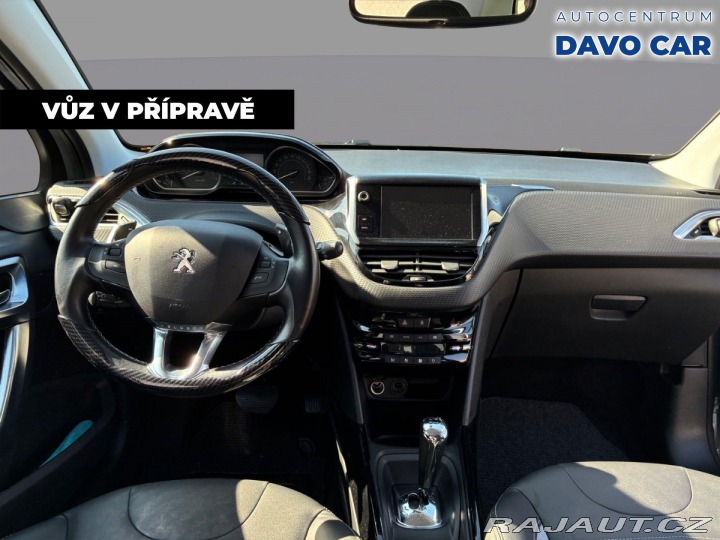 Peugeot 2008 1,2 VTi 60kW AT,Navi 2015