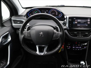 Peugeot 2008 1,2 VTi 60kW AT,Navi 2015