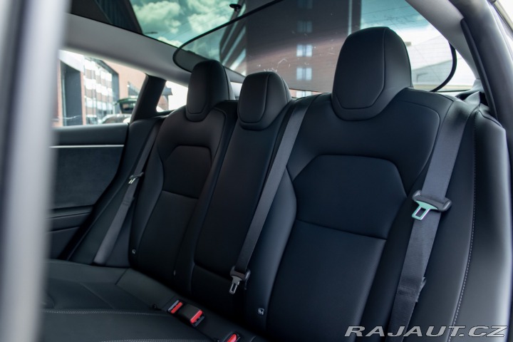 Tesla Model 3 AWD Long Range/ v Záruka 2023