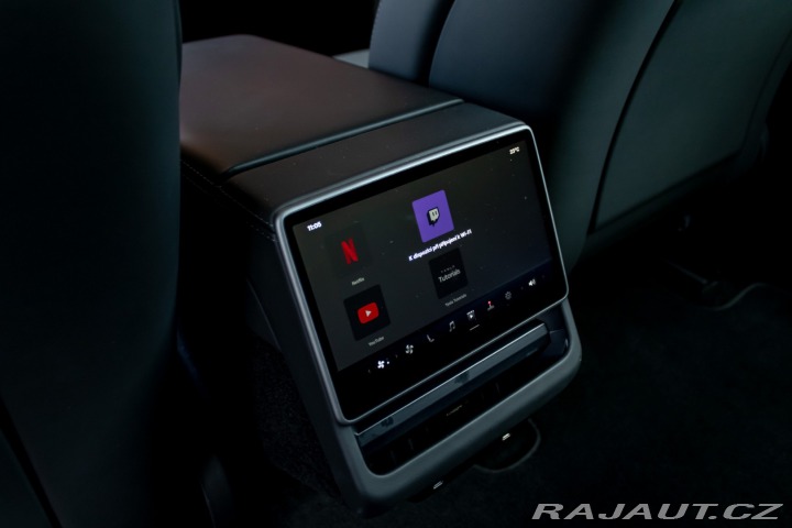 Tesla Model 3 AWD Long Range/ v Záruka 2023