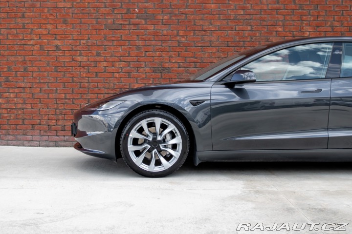 Tesla Model 3 AWD Long Range/ v Záruka 2023