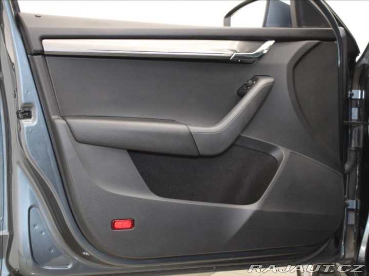 Škoda Octavia 2,0 TDi 135kW DSG 4x4 Sty 2020