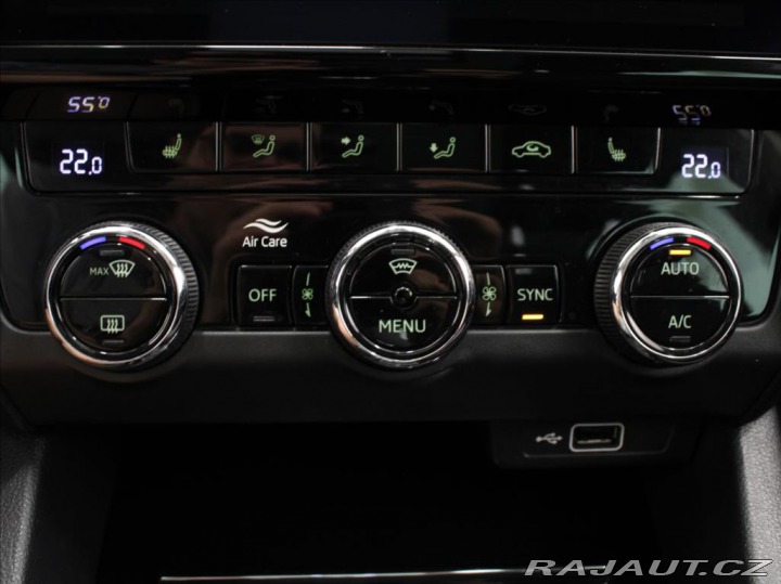 Škoda Octavia 2,0 TDi 135kW DSG 4x4 Sty 2020